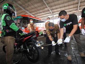 Wujudkan Jakarta Langit Biru, Seratusan Ojek Online Ikut Uji Emisi