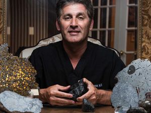 Ini Dia Orang Amerika Pembeli Meteor Rp 26 M di Rumah Josua Ini Dia Orang Amerika Pembeli Meteor Rp 26 M di Rumah Josua