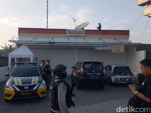 Minimarket di Sidoarjo Disatroni Perampok, ATM Jadi Sasaran