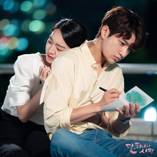 Berada dalam suatu hubungan memang sangat menyenangkan, tetapi pasangan hidup kamu akan ada disaat-saat baik atau buruk.