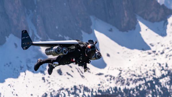 Foto: Akhir Tragis Vincent Reffet, Manusia Jet yang Tewas Saat Latihan