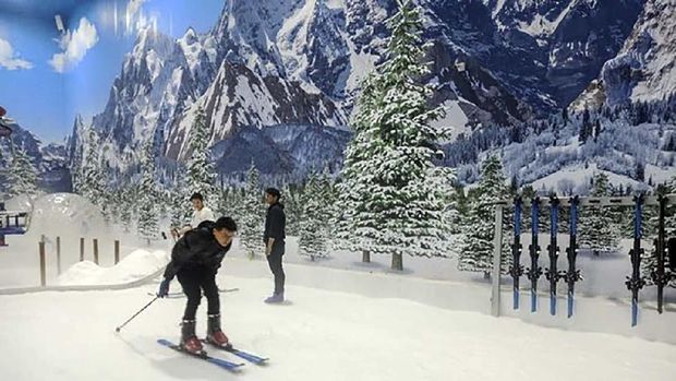 Area permainan Ski di Trans Snow World Bintaro