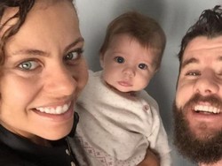 Australia Janji Lebih Banyak Partner Visa. Kenapa Masa Tunggunya Lama Sekali?