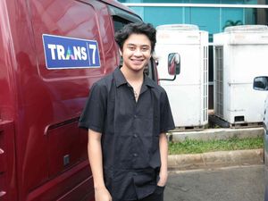 Jessica Iskandar dan Vincent Verhaag Kenalan Berkat Bastian Steel Jessica Iskandar dan Vincent Verhaag Kenalan Berkat Bastian Steel