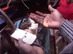 Baterai HP Bisa Diisi Ulang dengan Gowes Sepeda