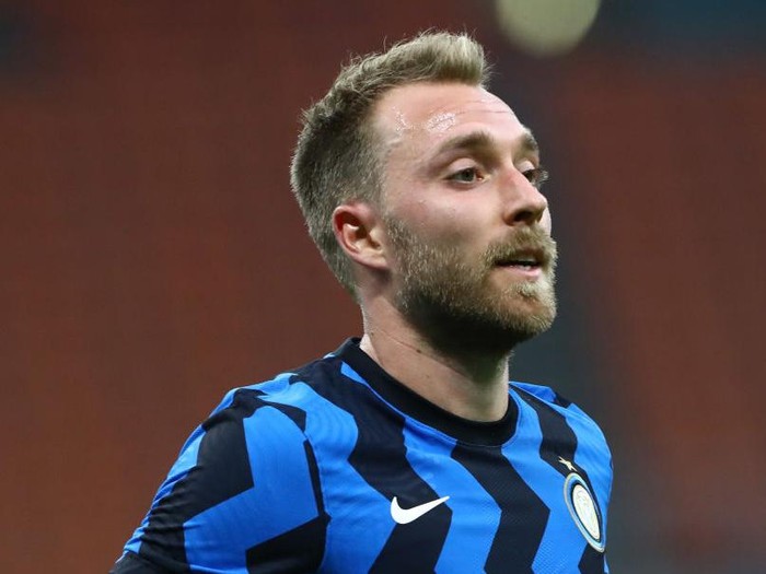 MILAN, ITALY - SEPTEMBER 19:  Christian Eriksen of FC Internazionale looks on during the friendly match between FC Internazionale and SC Pisa at Stadio Giuseppe Meazza on September 19, 2020 in Milan, Italy.  (Photo by Marco Luzzani/Getty Images)