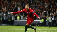 Lalu, Cristiano Ronaldo masing-masing menjebol gawang Armenia, Latvia, dan Luxembourg sebanyak lima kali (Getty Images)