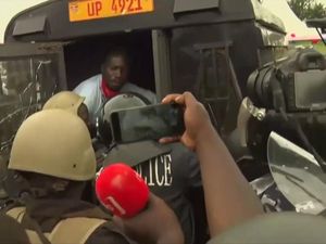 Demonstran Vs Aparat di Uganda, Belasan Orang Tewas