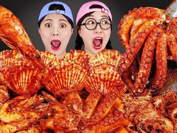 Gurita Hidup hingga Samyang, 5 Video Mukbang Ini Ditonton Ratusan Juta Kali