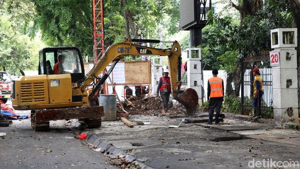 Intip Proyek Penataan PKL Higienis di Jalan Raden Patah