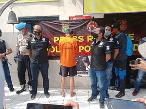 Sengketa Tanah di Bekasi Berujung Pria Tewas Dibacok Ketua RT 5 Kali Sengketa Tanah di Bekasi Berujung Pria Tewas Dibacok Ketua RT 5 Kali