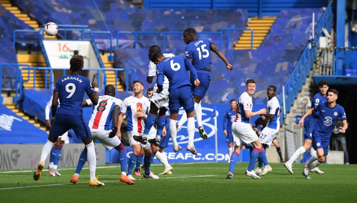 LONDON, ENGLAND - OCTOBER 03: Kurt Zouma of Chelsea scores his sides second goal during the Premier League match between Chelsea and Crystal Palace at Stamford Bridge on October 03, 2020 in London, England. Sporting stadiums around the UK remain under strict restrictions due to the Coronavirus Pandemic as Government social distancing laws prohibit fans inside venues resulting in games being played behind closed doors. (Photo by Mike Hewitt/Getty Images)