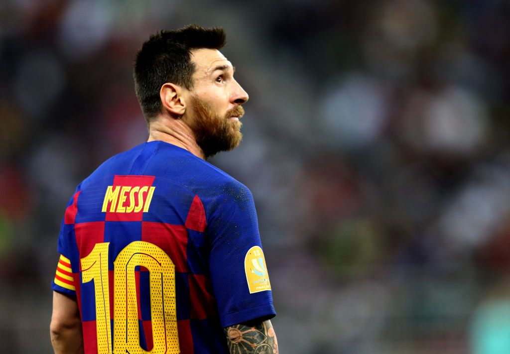 Jeddah, Arab Saudi - 09 Januari: Pemain Barcelona Lionel Messi menyaksikan semifinal Supercopa de Spain antara FC King Barcelona dan Atletico de Madrid pada 9 Januari 2020 di Jeddah, Arab Saudi.  (Foto oleh Francois Nell / Getty Images)