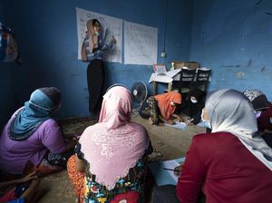 Memberantas Buta Aksara di Kalangan Imigran Wanita
