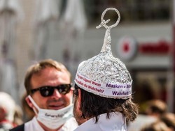 Meme, Sekadar Lelucon Atau Gerbang Digital untuk Manipulasi Media Sosial?