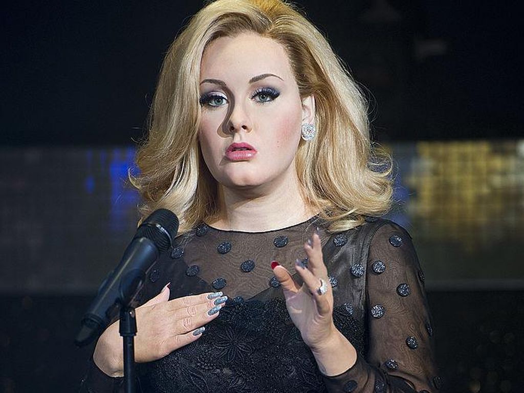 Adele Tak Akan Singgung Suaminya di Album Terbaru