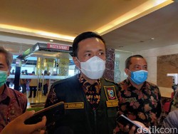 Disorot Gubernur, Walkot Makassar Timbang Jam Malam Diundur 22.00 Wita