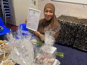 Petinju Wanita Ruby Jesiah Mesu Masuk Islam, Foto-foto Berhijabnya Viral