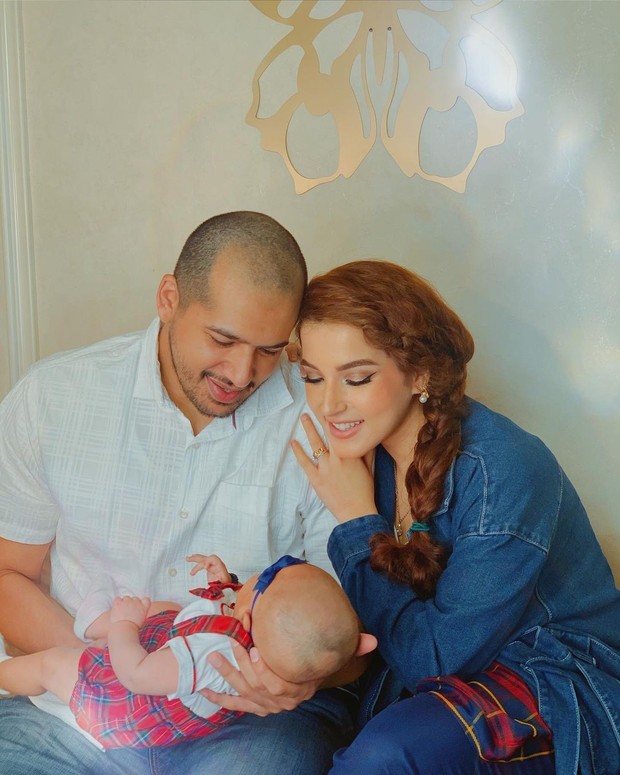 Tasya Farasya/instagram.com/tasyafarasya Tasya Farasya dan baby Maryam jalani pemotretan keluarga/instagram.com/tasyafarasya