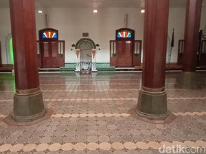 Melihat Inskripsi Masjid Menara Kudus yang Terungkap Gegara Pandemi Corona Melihat Inskripsi Masjid Menara Kudus yang Terungkap Gegara Pandemi Corona