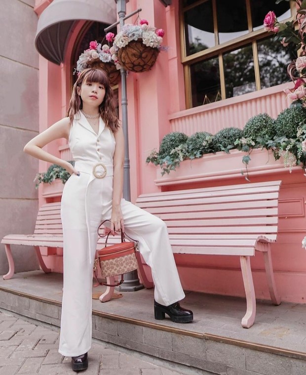 8 Inspirasi Gaya Korea ala Influencer Stevie Wong