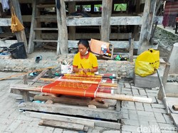 Mengenal Ulos Langsung dari Tanah Batak