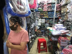 Jualan Seragam Tak Laku, Tagihan Sewa Pasar dan Listrik Tetap Menunggu
