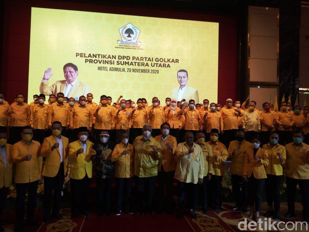 Dilantik Jadi Ketua Golkar Sumut, Ijeck Diminta Menangkan Bobby di Medan Dilantik Jadi Ketua Golkar Sumut, Ijeck Diminta Menangkan Bobby di Medan