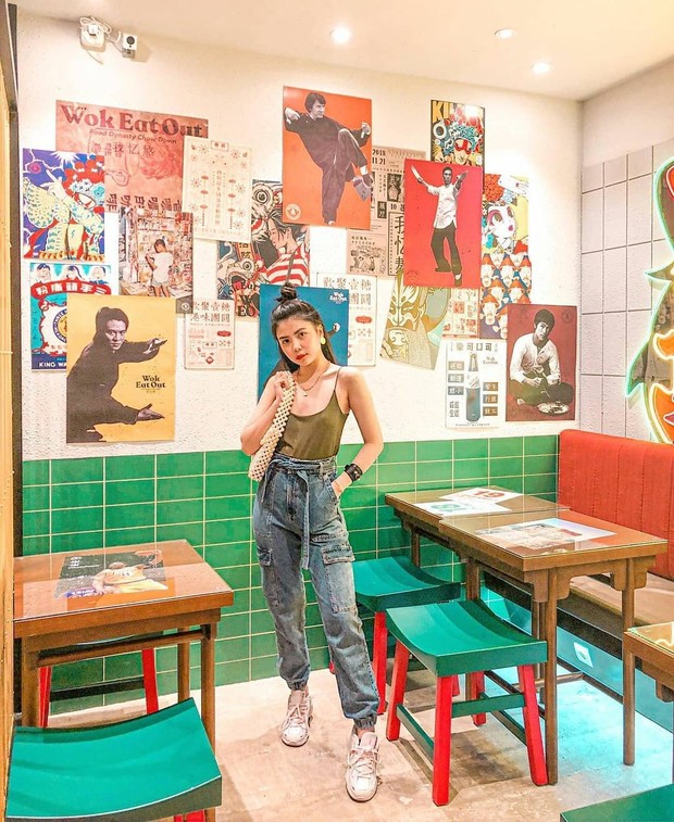 Potret Wok Eat Out yang recommended untuk hunting foto di Jakarta.