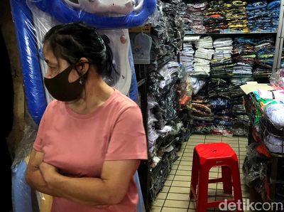 Sekolah Tatap Muka Mulai Januari 2021, Pedagang Seragam Masih Lesu