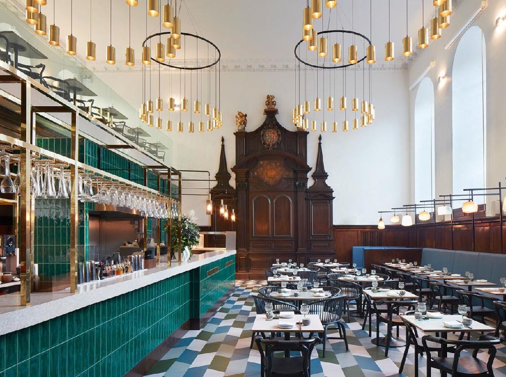 Wow! 5 Tempat Makan Ini Letaknya di Dalam Tempat Ibadah Wow! 5 Tempat Makan Ini Letaknya di Dalam Tempat Ibadah