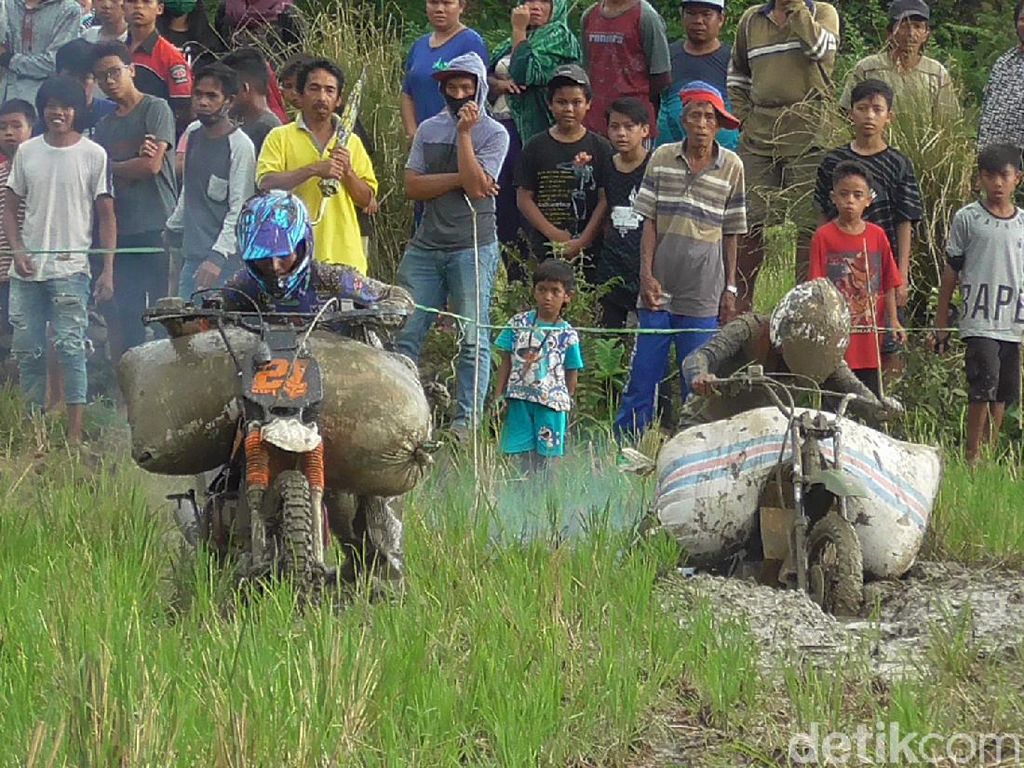 Keunikan Pesta Panen Masyarakat Desa Palatta Keunikan Pesta Panen Masyarakat Desa Palatta