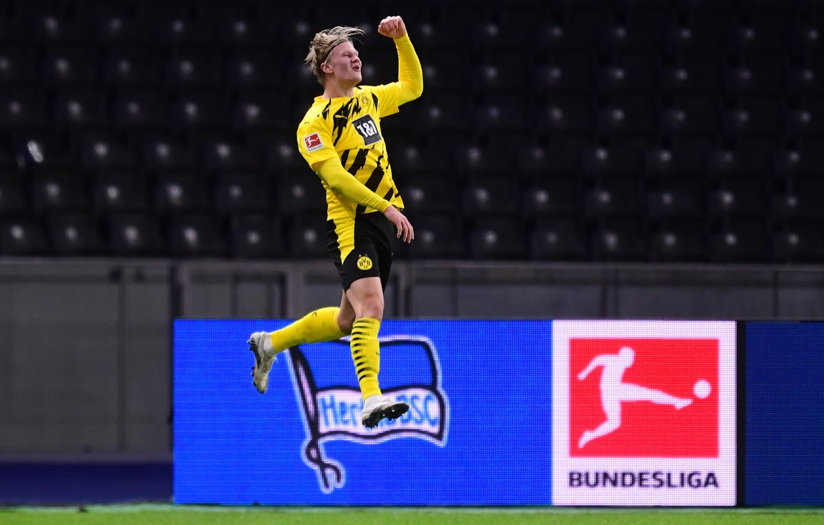 Link Live Streaming Borussia Dortmund Vs VfB Stuttgart (Clemens Bilan - Pool/Getty Image/Pool)