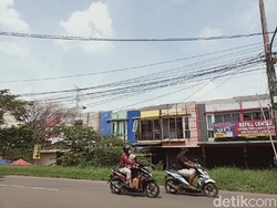 Kirim Petugas, PLN Pastikan Kabel Semrawut di Tangsel Bukan Miliknya