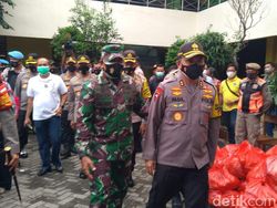 Kapolda Metro dan Kasdam Jaya Cek Rapid Test Gratis di Petamburan