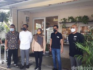 Wishnutama ke Kopi Tuku, Cek Prokes dan Beri Sertifikat CHSE