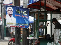 Menghitung Pajak Reklame yang Ramai Gara-gara Baliho Rizieq Dicopot