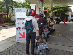 Pertalite Dijual Seharga Premium, Pemotor: Yang Lama Aja Promonya!