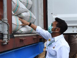 Mentan Lepas Ekspor 21 Ton Cabai Kering ke Pakistan