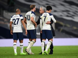 Tottenham Tetap Rawat Mimpi Juara bersama Mourinho