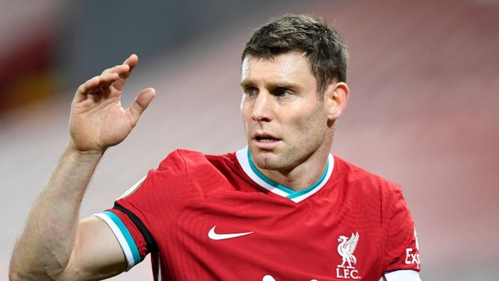 LIVERPOOL, ENGLAND - NOVEMBER 22: James Milner of Liverpool looks on during the Premier League match between Liverpool and Leicester City at Anfield on November 22, 2020 in Liverpool, England. Sporting stadiums around the UK remain under strict restrictions due to the Coronavirus Pandemic as Government social distancing laws prohibit fans inside venues resulting in games being played behind closed doors. (Photo by Peter Powell - Pool/Getty Images)