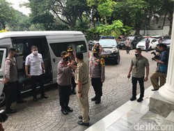 Kapolda Irjen Fadil Imran Temui Anies di Balai Kota