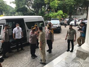 Kapolda Irjen Fadil Imran Temui Anies di Balai Kota Kapolda Irjen Fadil Imran Temui Anies di Balai Kota
