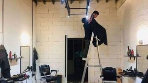 10 Kelakuan Aneh Netizen yang Suka Mempersulit Diri, Bikin Malas Komentar