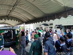 Pengasuh Ponpes Kedunglo Kediri Kiai Latif Tutup Usia