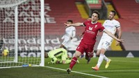Empat menit jelang bubaran babak pertama, Liverpool menggandakan skor lewat Jota. AP Photo/Jon Super.