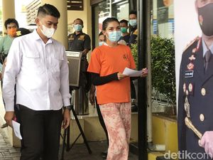 Millen Cyrus Pakai Narkoba, Ibunda Minta Maaf ke Keluarga Millen Cyrus Pakai Narkoba, Ibunda Minta Maaf ke Keluarga