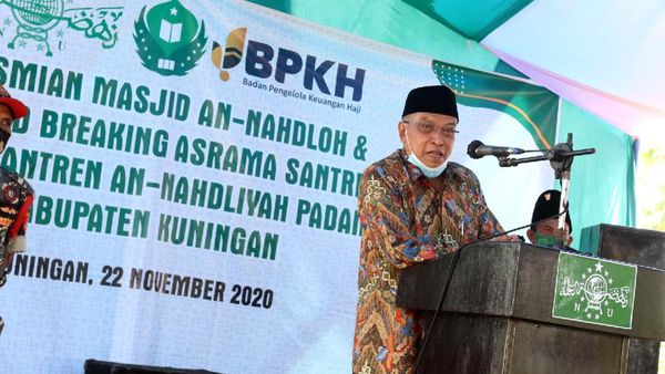 Momen Said Aqil Resmikan Masjid PBNU di Kuningan
