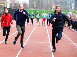 Kata Sahabat soal Hubungan Harry-William Setahun Setelah Berseteru