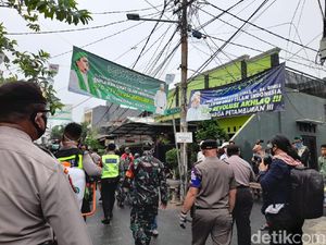 Dandim Jakpus Sempat Ditolak Masuk Gang Habib Rizieq, Ini Respons Kodam Jaya Dandim Jakpus Sempat Ditolak Masuk Gang Habib Rizieq, Ini Respons Kodam Jaya